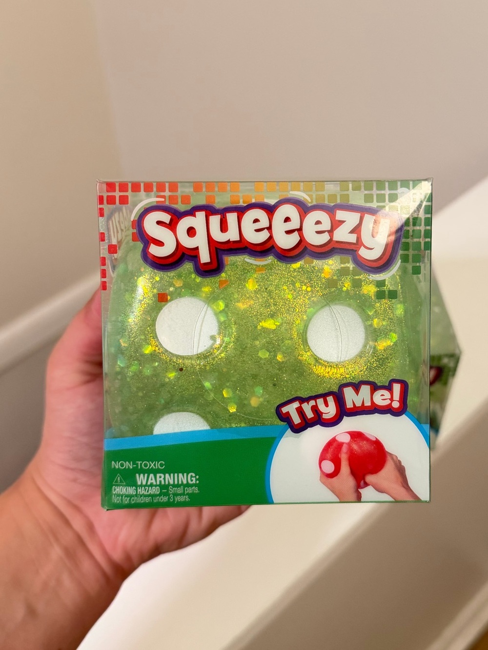 Sunny Days Jumbo Squeezy Dice – Green (1PC)
